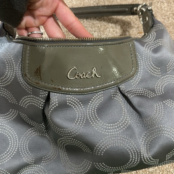 Coach purse - Picture 4 of 4